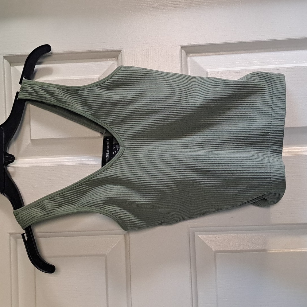 BOGO ITEM Streetwear Society padded tank top